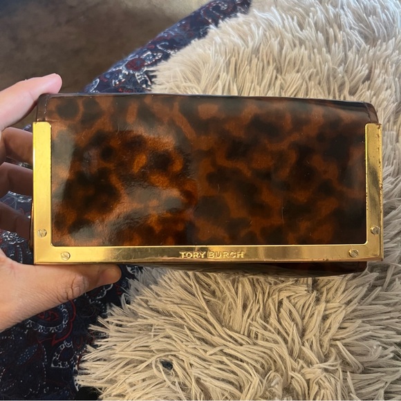 Tory Burch Tortoise Glasses Case - Picture 1 of 5